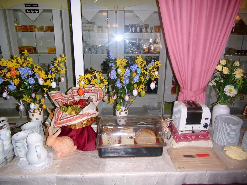 Hotel-Garni "Hof Von Hannover" ヴィットムント エクステリア 写真