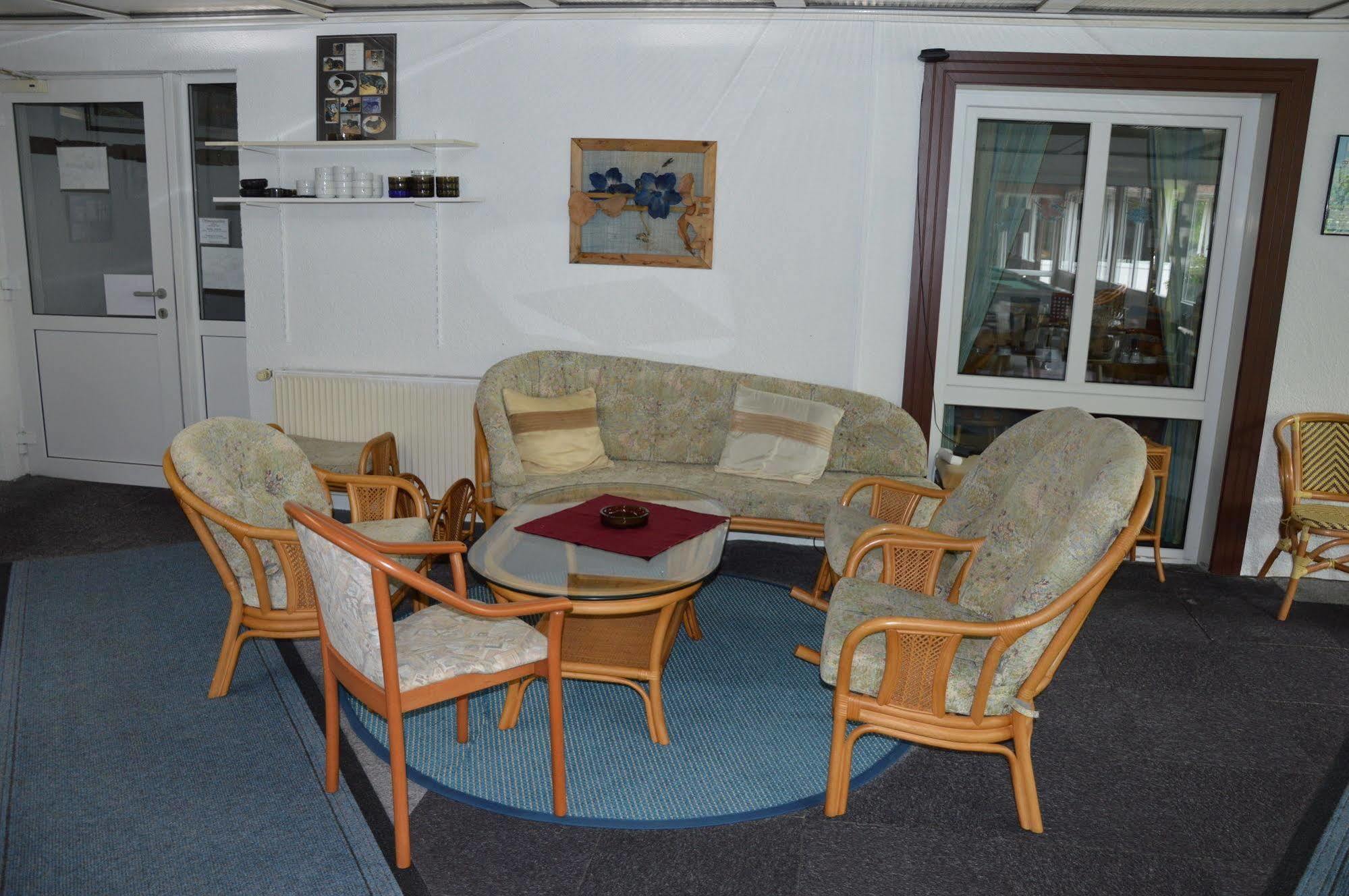 Hotel-Garni "Hof Von Hannover" ヴィットムント エクステリア 写真